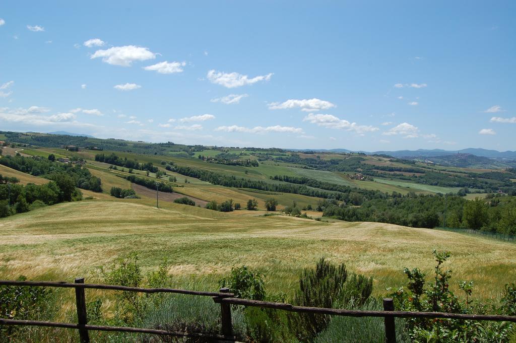 Agriturismo Casale Dei Frontini San Terenziano Εξωτερικό φωτογραφία