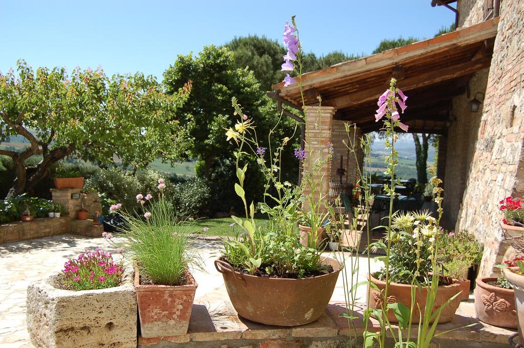 Agriturismo Casale Dei Frontini San Terenziano Εξωτερικό φωτογραφία