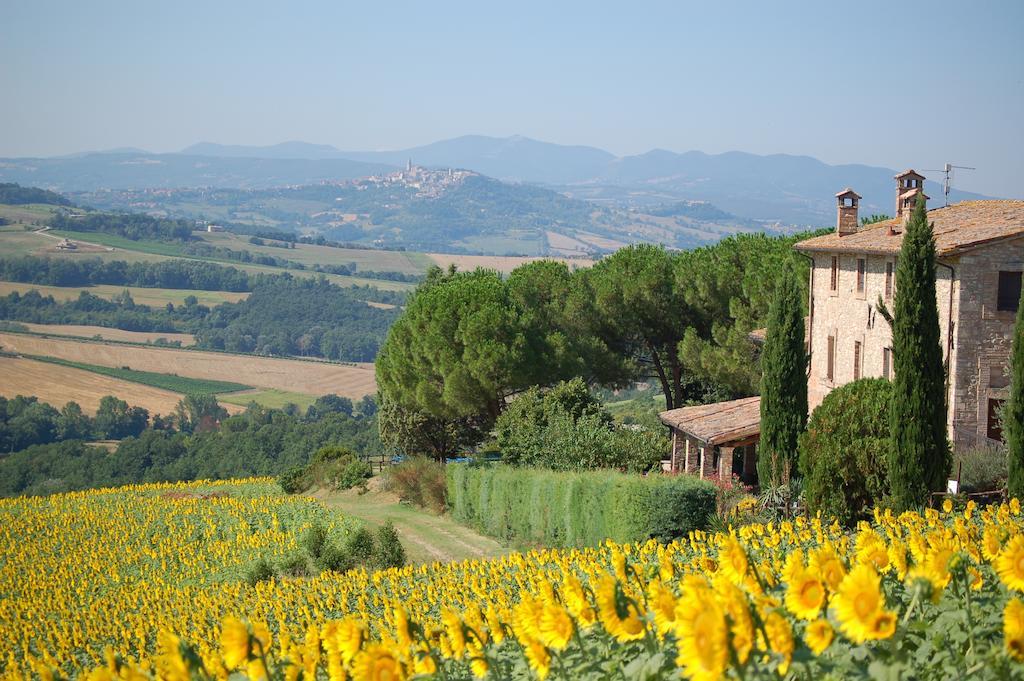 Agriturismo Casale Dei Frontini San Terenziano Εξωτερικό φωτογραφία