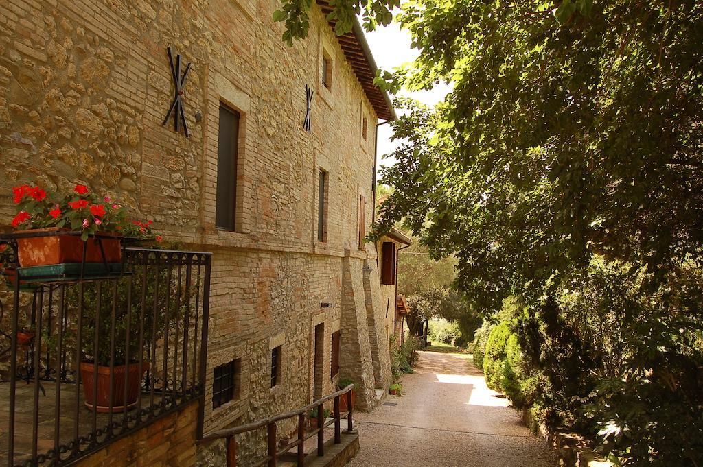 Agriturismo Casale Dei Frontini San Terenziano Εξωτερικό φωτογραφία
