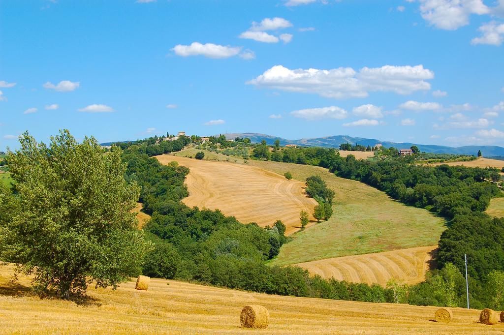 Agriturismo Casale Dei Frontini San Terenziano Εξωτερικό φωτογραφία