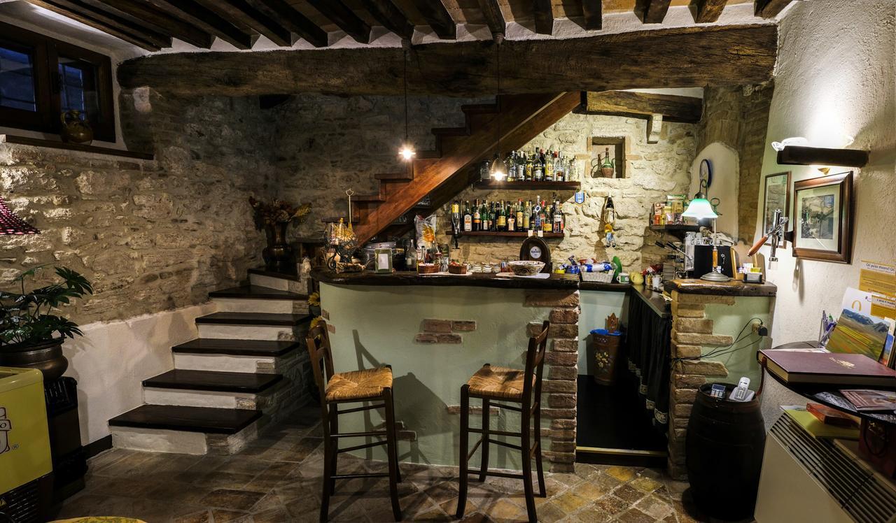 Agriturismo Casale Dei Frontini San Terenziano Εξωτερικό φωτογραφία