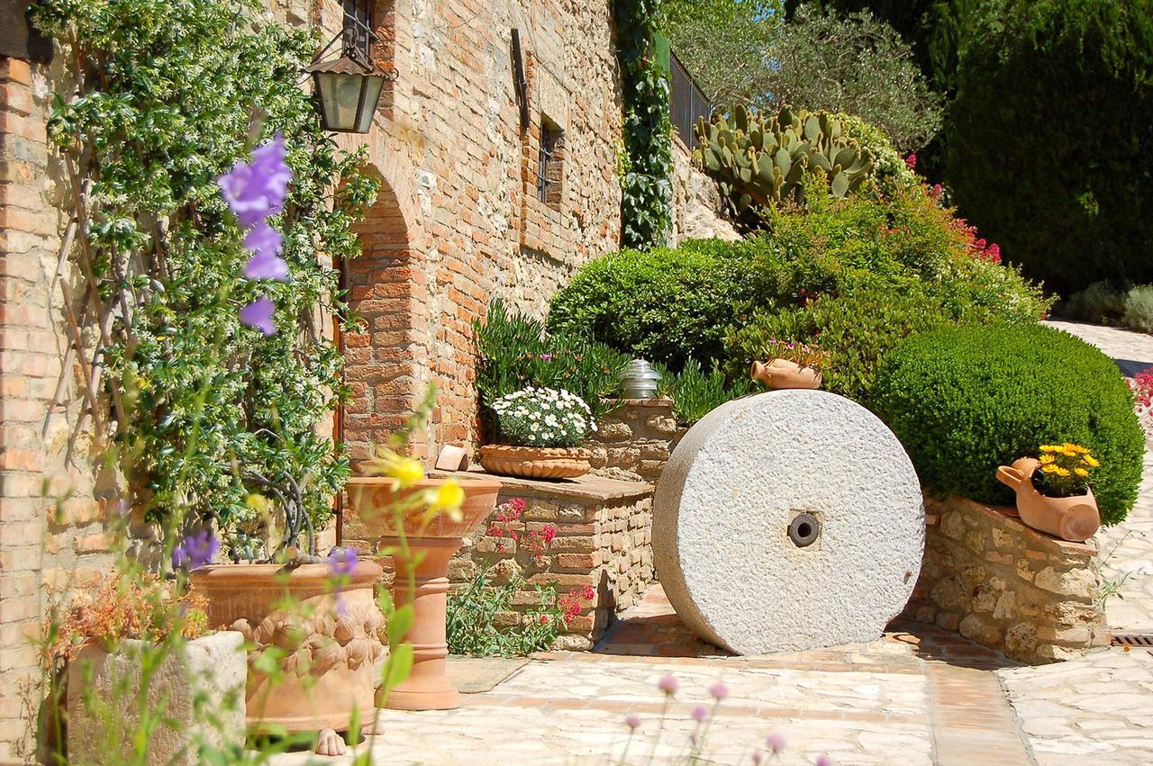 Agriturismo Casale Dei Frontini San Terenziano Εξωτερικό φωτογραφία